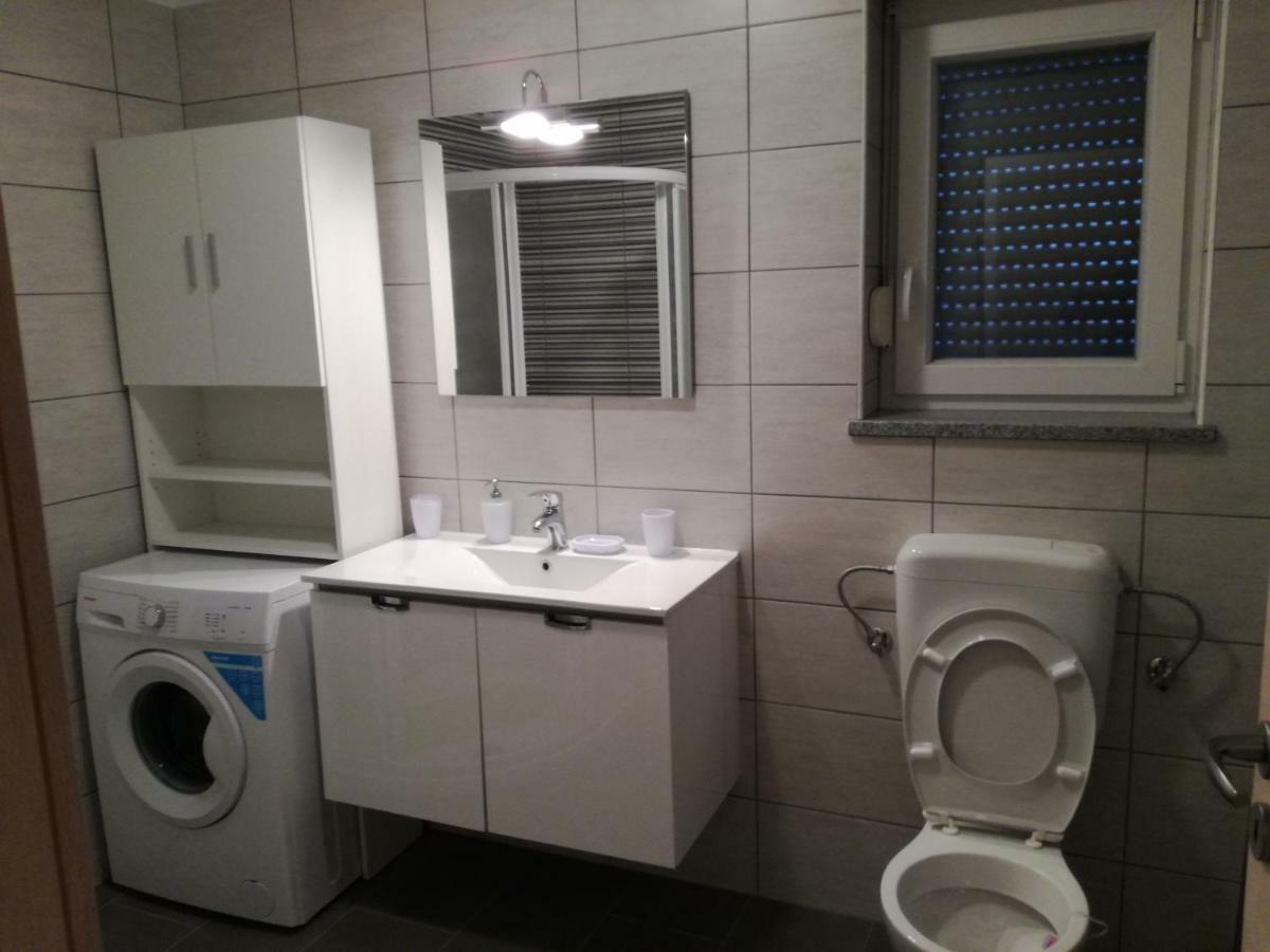 ApartИзола Экстерьер фото
