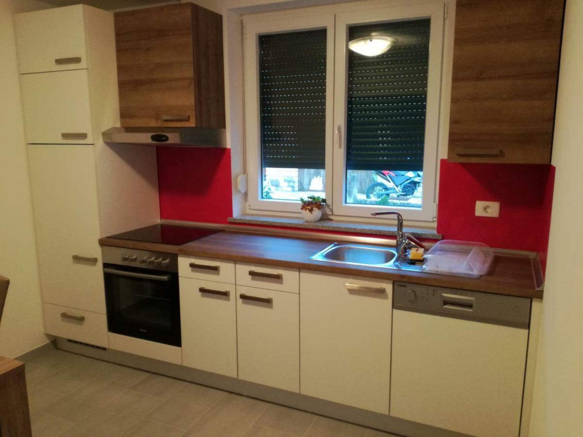 ApartИзола Экстерьер фото