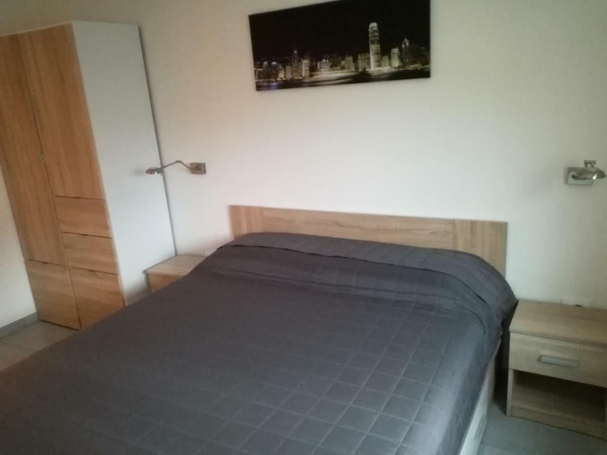 ApartИзола Экстерьер фото