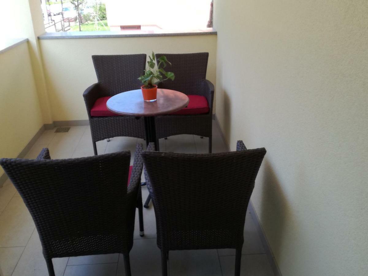 ApartИзола Экстерьер фото